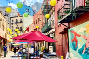 Doyer Street in Chinatown